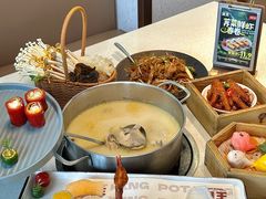 -煲王粤菜餐厅(中侨中心店)