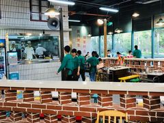 大堂-憨铁匠老火锅(龙岗万科里店)
