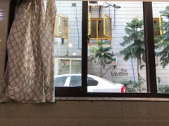 -周家大连水饺(美专校街店)