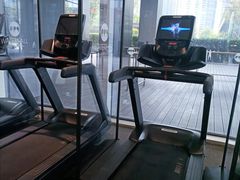 -深圳国际会展中心希尔顿酒店(前海华发冰雪世界店)