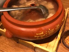 -云海肴·汽锅鸡·云南菜(天山百盛优客店)