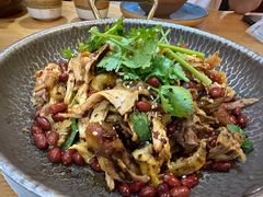 -吃饭皇帝大土家民族菜(正大广场店)