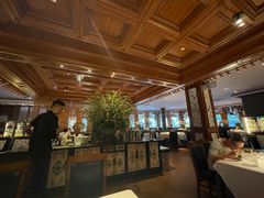 -八府香鸭·啫啫煲(华山路店)