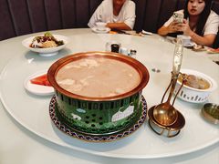 -哈啾嗨·新概念蒙餐(红星新城店)