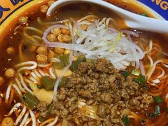 -魔都三兄弟酸辣粉·蘸卤炸串(虹桥万科店)