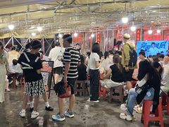 -观音桥步行街