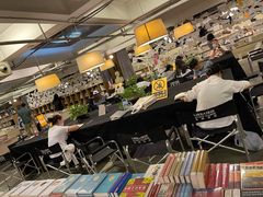 -先锋书店(五台山总店)