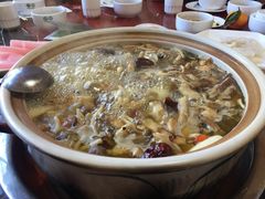-东巴谷野生菌火锅餐厅