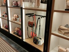 -COACH蔻驰(赛特奥特莱斯店)