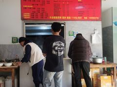 -铭记嘎洒生态鳝鱼(迎春街店)