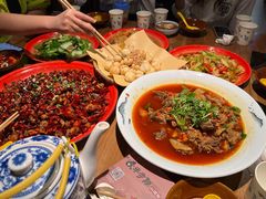 -半步颠小酒馆(繁花中心)