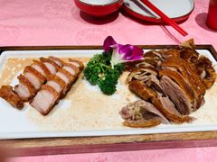 烧鹅烧肉双拼-龙鲜会·澳门生鲜火锅(诚品店)