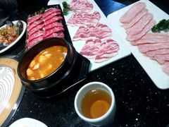 -猪啊牛呀羊啊铜盘烤肉(正大广场店)