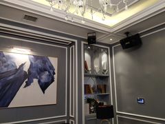 -范特西FANTASY量贩式KTV(民主广场店)