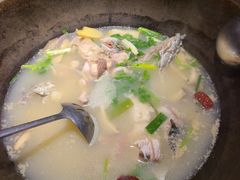 -咕嘟草帽鱼·牛奶一样的鲜鱼汤(包河万达广场创始店)