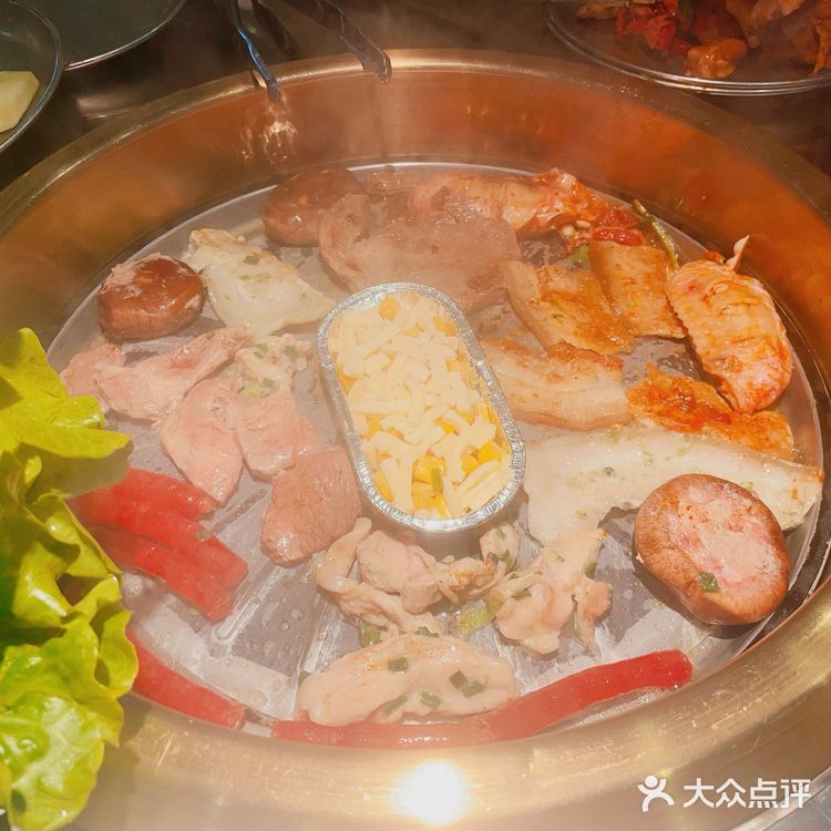 烤肉自助宝藏店！来三次才吃到！还有无限炸鸡