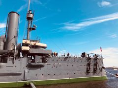 -阿芙乐尔号巡洋舰