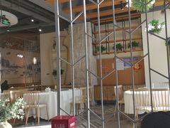 -香山湖家家宴(中山陵店)