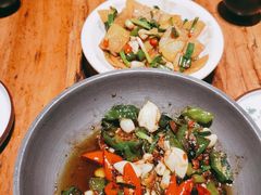 -老滇山寨•云南特色菜•地方菜•民族风情歌舞表演(金碧店)