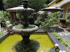 -火车头法国西餐厅