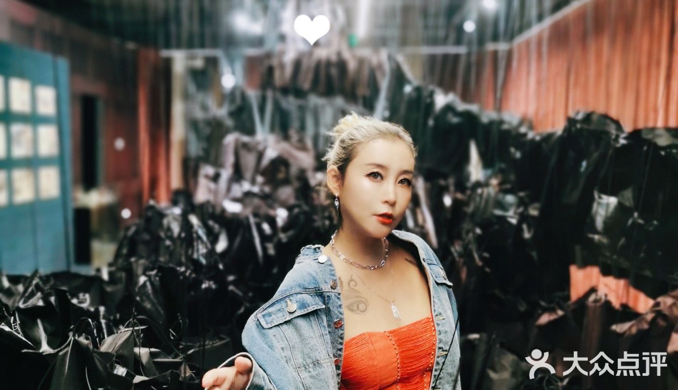 嘉人MC HOUSE|时尚灵感特展，地平线的跳跃