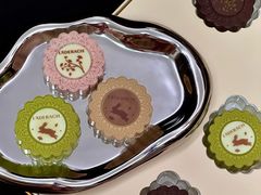 -Laderach 莱德拉(上海环贸iapm店)