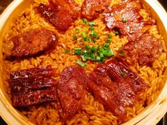 腊味蒸饭-乔街深夜食堂·台州菜·高压锅生蚝(杭州总店)