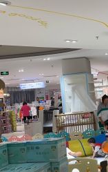 -孩子王(静安大融城店)