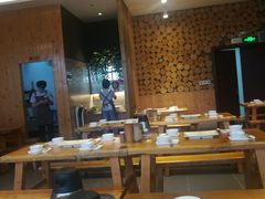 大堂-木屋烧烤(惠阳华润小径湾店)