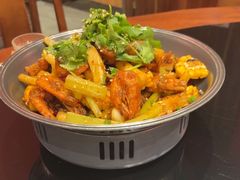 -川流不息·地道川菜·小龙虾(新松江路店)
