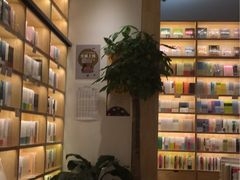 -猫的天空之城概念书店(印象城购物中心店)