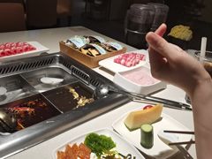 -海底捞火锅鲜切牛肉主题店(长寿路店)