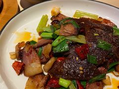 蕨粑炒腊肉-山石榴·贵州菜(丰盛里店)
