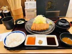 -牛カツ京都勝牛(河原町蛸薬師店)