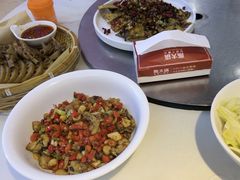 -陈大锅·岳阳鱼馆·地道岳阳菜(美食街店)