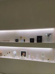 -VALMONT·若嫚蝶国际美肤中心