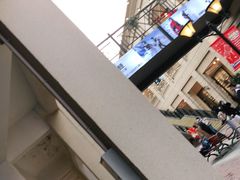 -王府井奥莱临潼小镇(临潼店)