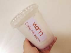 草莓鲜牛乳-Cafe on warm(丹霞店)