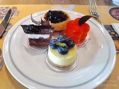 -咖啡苑自助餐厅·中国大饭店