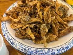 椒盐蘑菇-都江堰石锅鱼