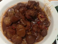 金秋板栗烧鸡-老乡鸡(东方广场店)