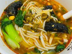 -湘人龙记老长沙米粉(鸟巢店)