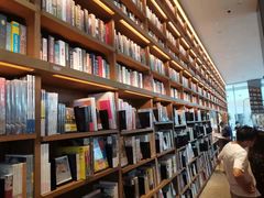 -茑屋书店(天目里店)