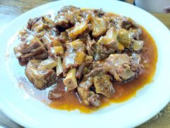 红烧牛尾-闻香阁·清真(光荣道店)