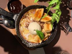 -Oasis Bar & Grill