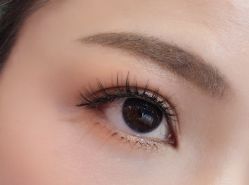 -雪莉美妆婚纱馆