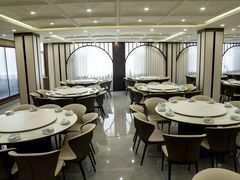 -鑫渔港海鲜本地菜·山海关浑锅(东戴河店)