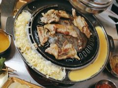 -胡悦里韩式烤肉(芝罘万达广场店)