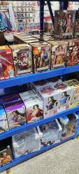 -逝水玩具折扣店