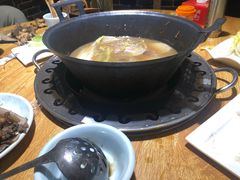 -茸梅路右拐龙虾-农家菜(松江店)